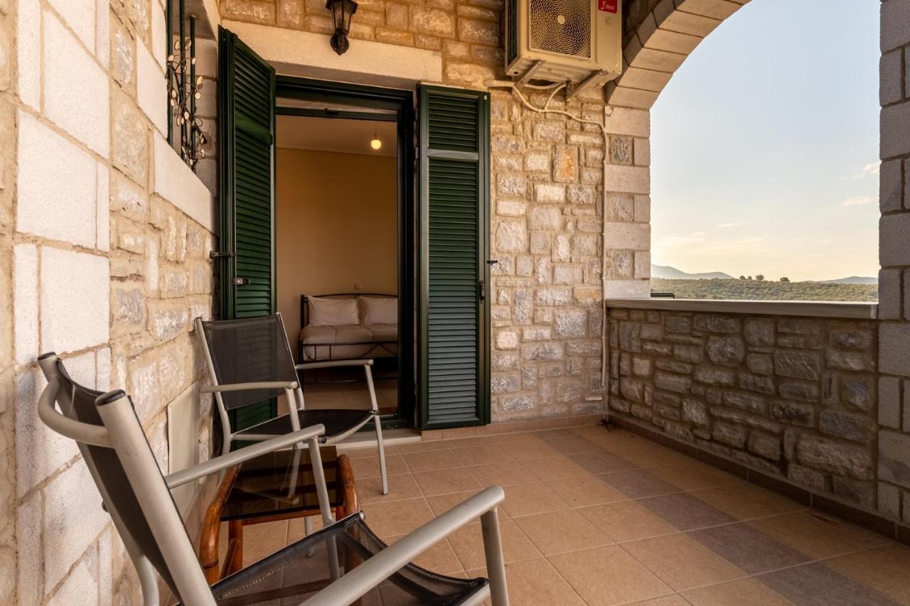 Papadeas Villas Megali Mantineia Exteriér fotografie