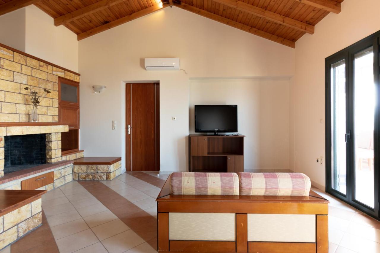 Papadeas Villas Megali Mantineia Exteriér fotografie