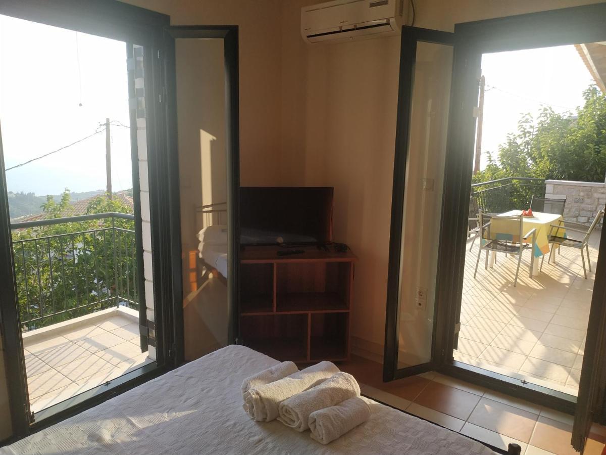Papadeas Villas Megali Mantineia Exteriér fotografie