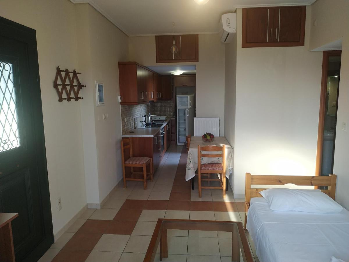 Papadeas Villas Megali Mantineia Exteriér fotografie