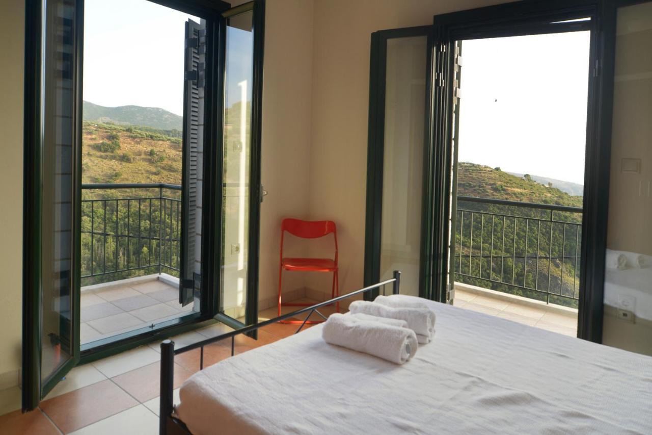 Papadeas Villas Megali Mantineia Exteriér fotografie